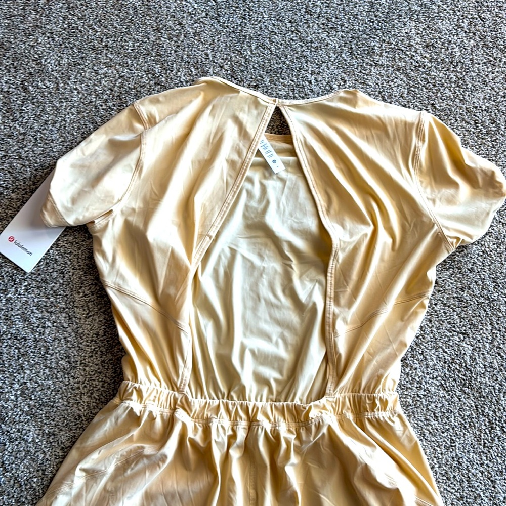 Lightweight High-Neck Lululemon Romper- creamy yellow NWT, size 8